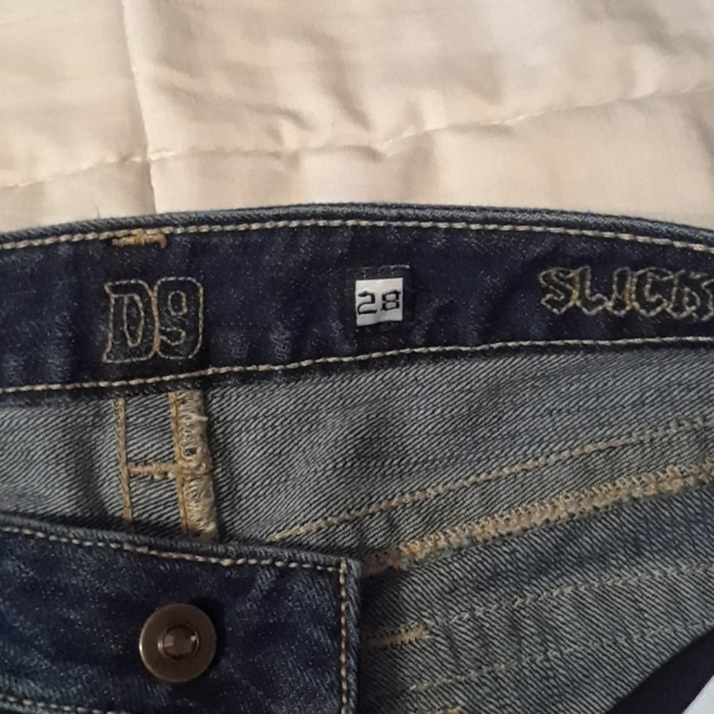 Jeans - Picture 2 of 4